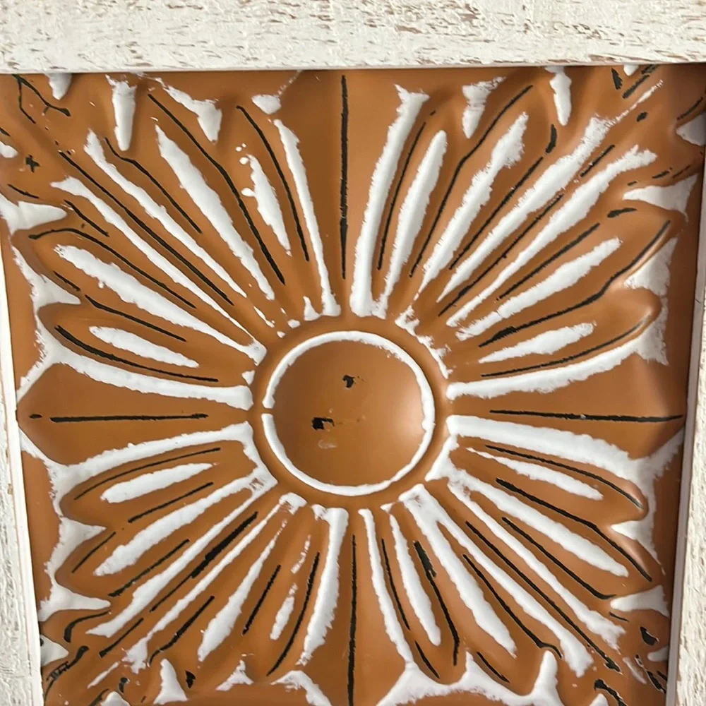 Wall Decor - Picture 6 of 9